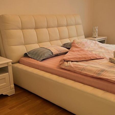 apartman nejra Tuzla Exteriér fotografie