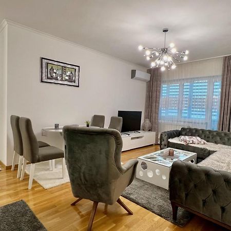 apartman nejra Tuzla Exteriér fotografie
