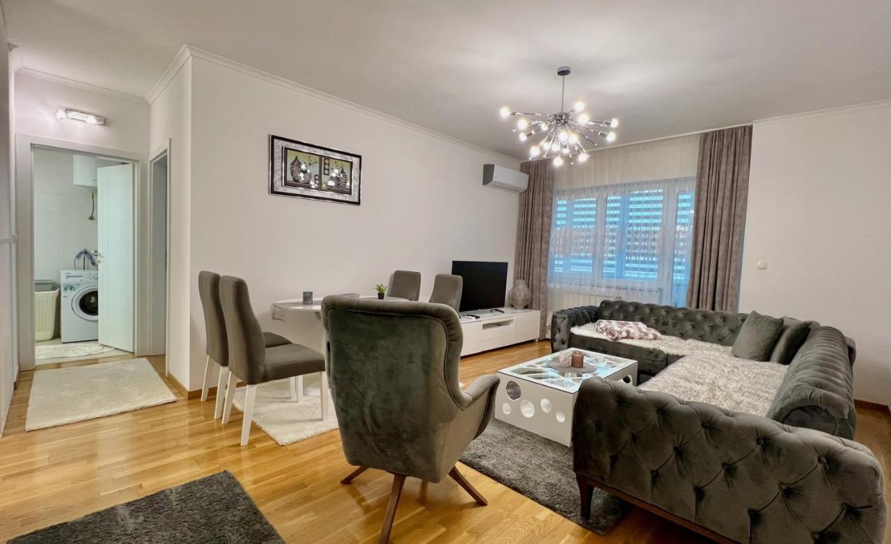 apartman nejra Tuzla Exteriér fotografie