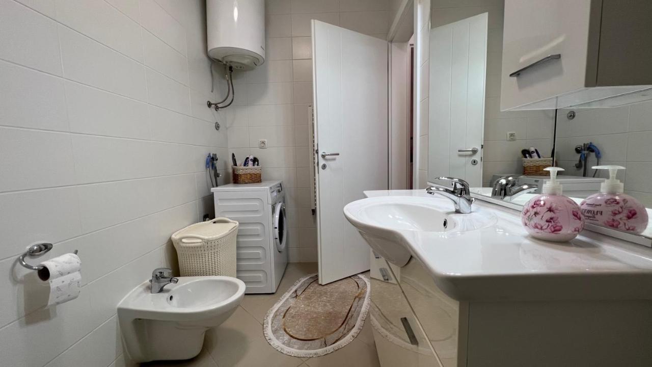 apartman nejra Tuzla Exteriér fotografie