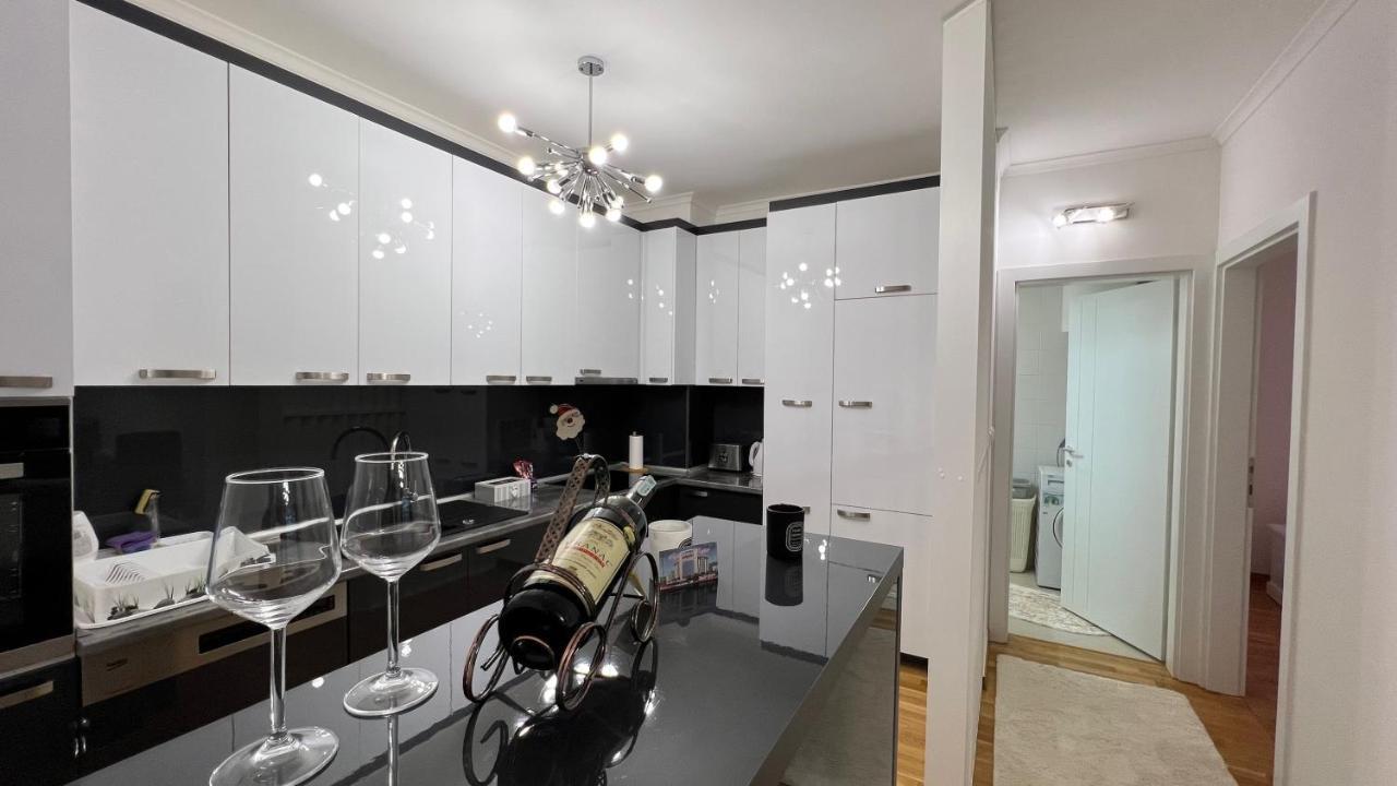 apartman nejra Tuzla Exteriér fotografie